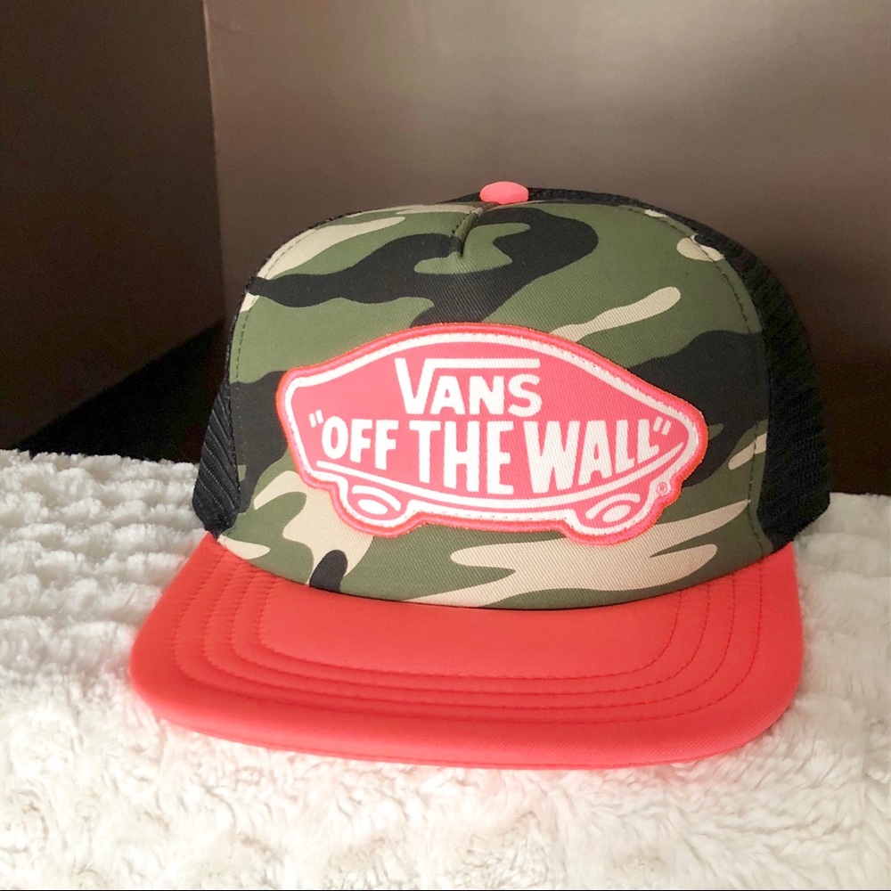 Vans Camo & Coral Signature Trucker Snapback